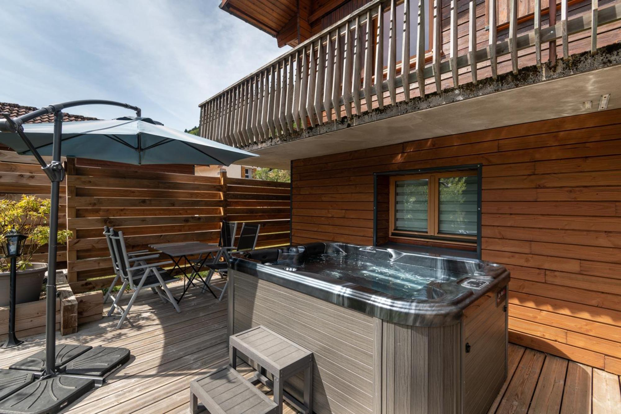 Chalets Du Bouchot & Jacuzzi Privatif Proximite Gerardmer & La Bresse Rochesson エクステリア 写真