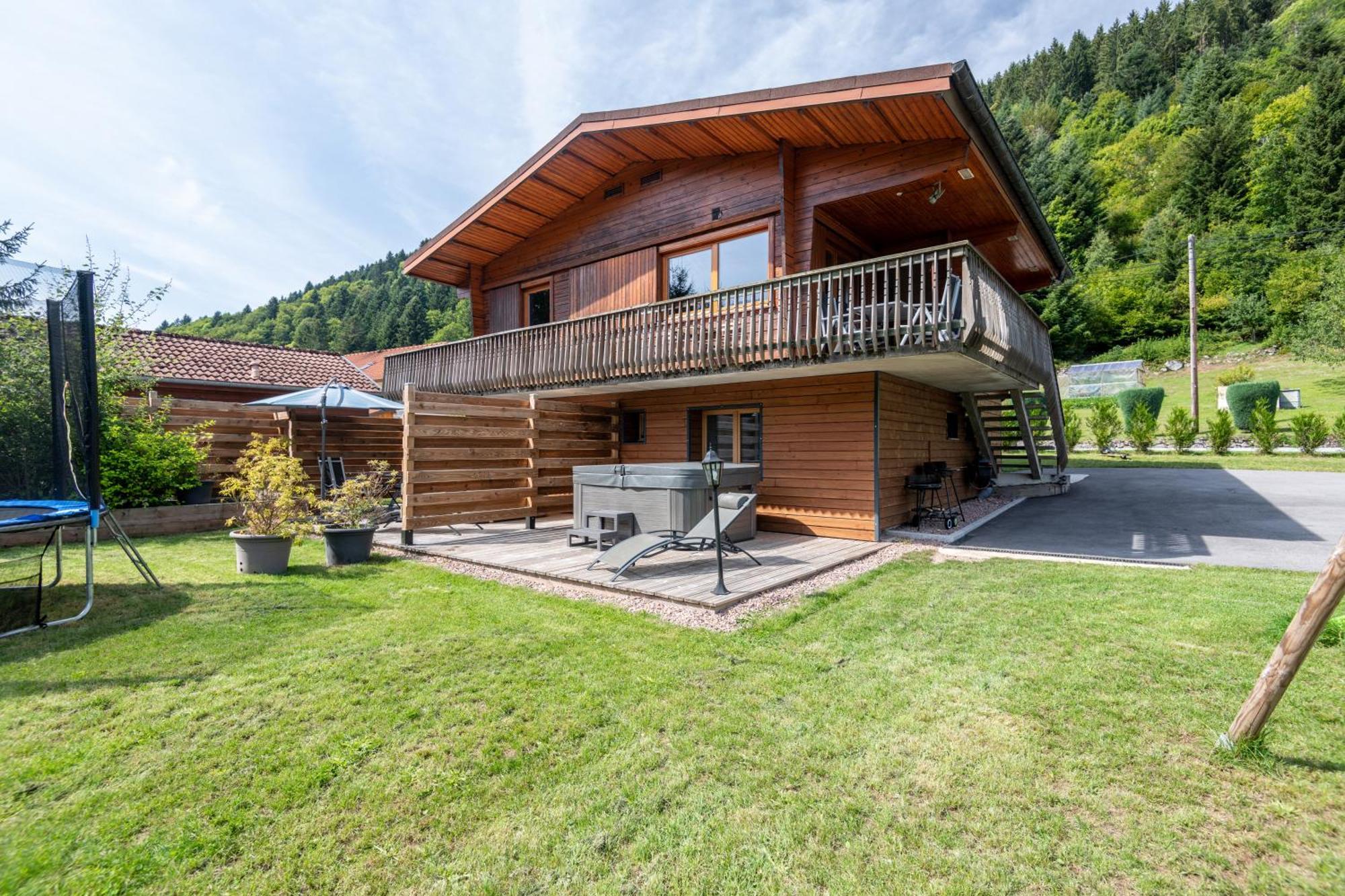 Chalets Du Bouchot & Jacuzzi Privatif Proximite Gerardmer & La Bresse Rochesson エクステリア 写真