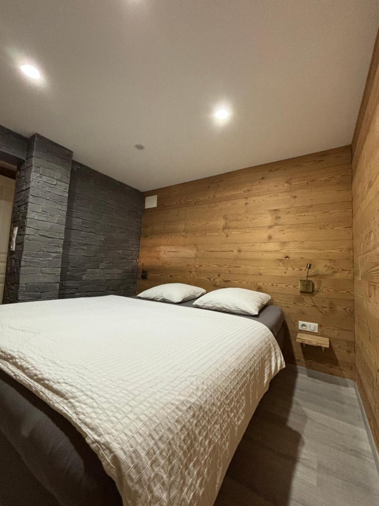 Chalets Du Bouchot & Jacuzzi Privatif Proximite Gerardmer & La Bresse Rochesson エクステリア 写真